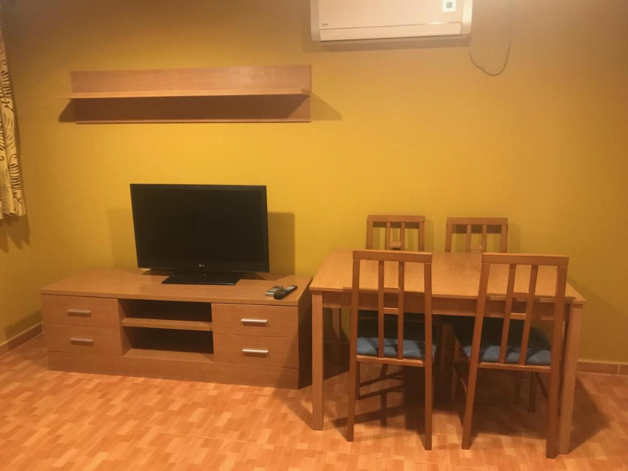 Apartamentos Duquesa Sierra Nevada Пинос Хенил Екстериор снимка